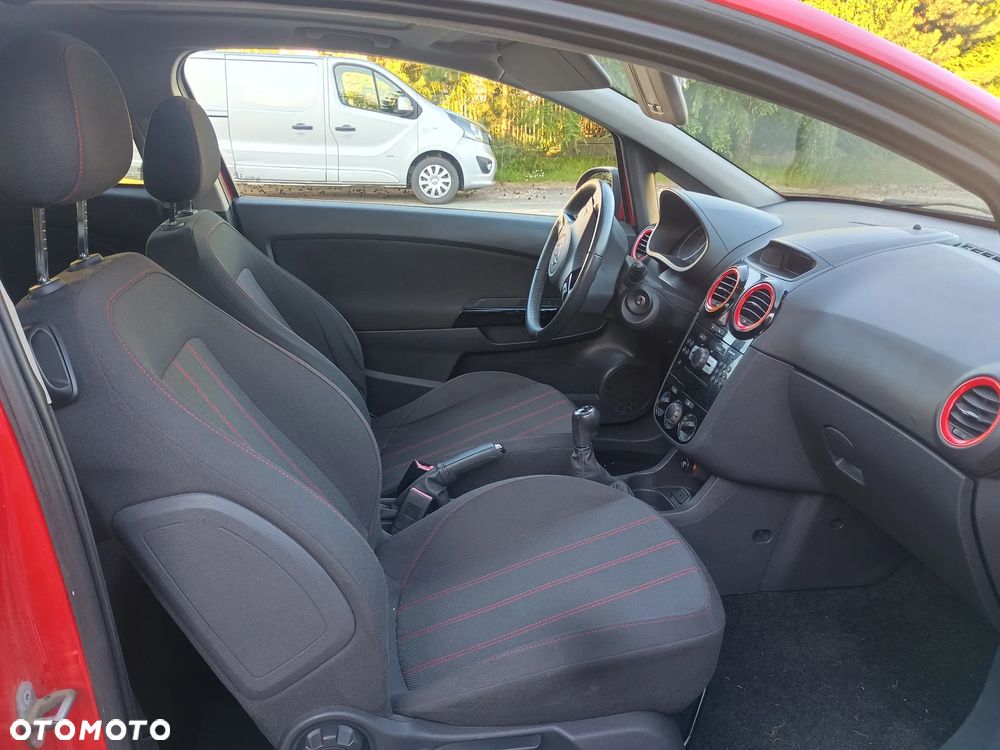 Opel Corsa 1.4 16V Sport - 12