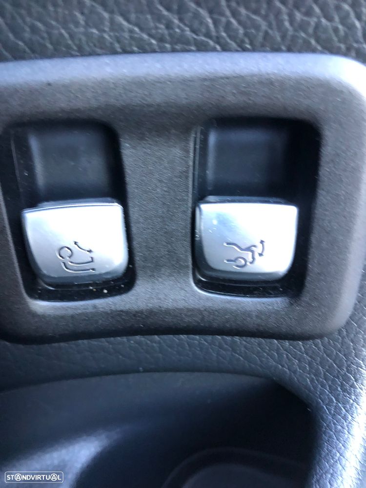 Mercedes-Benz GLC 220 d 4Matic 9G-TRONIC AMG Line - 21