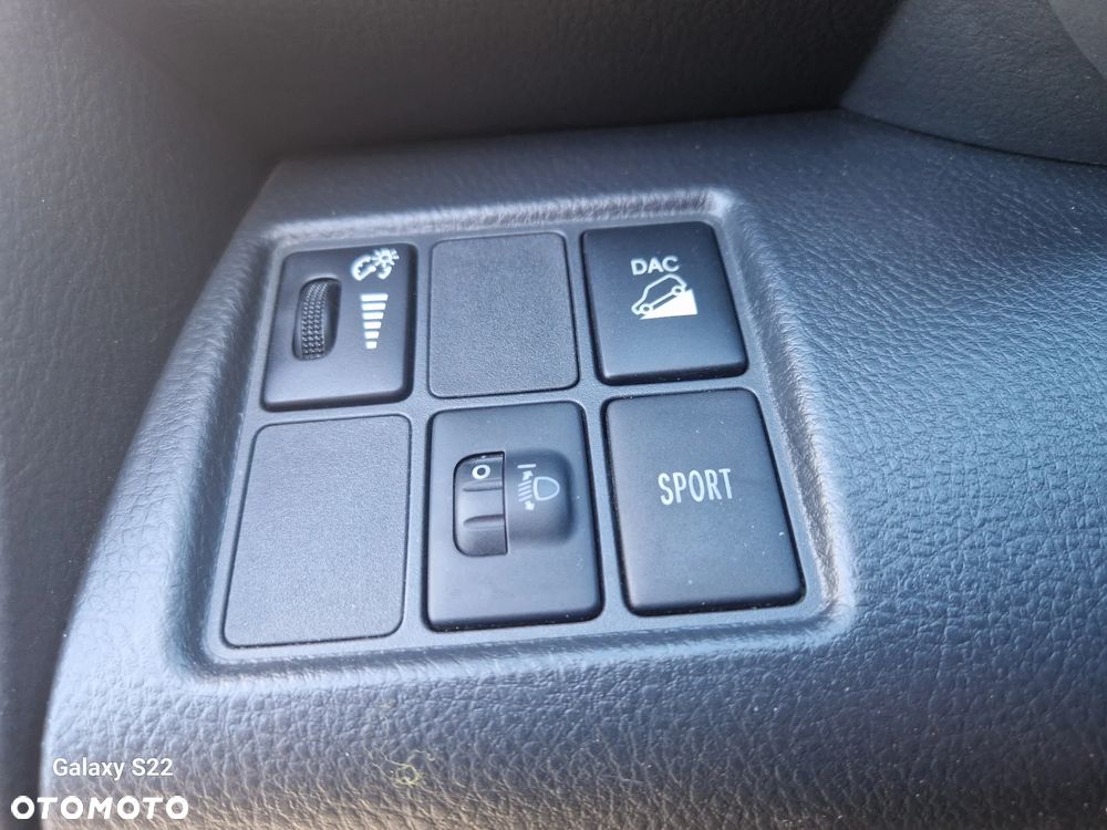 Toyota RAV4 2.0 VVT-i Prestige NAVI MS - 19