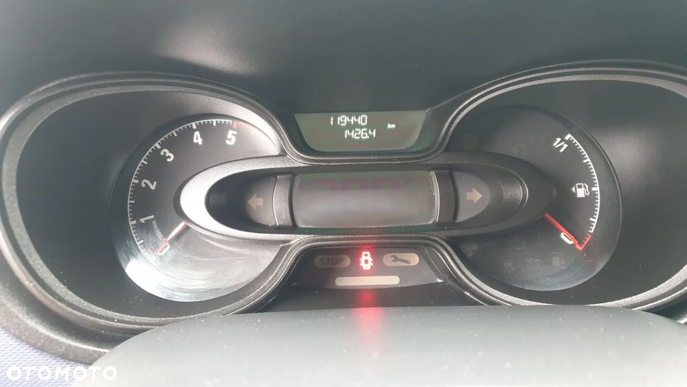 Opel VIVARO - 14