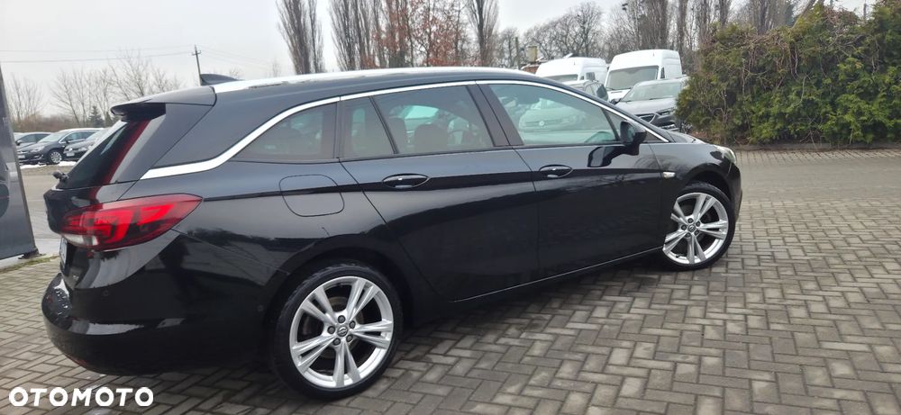 Opel Astra 1.6 CDTI Elite S&S - 13