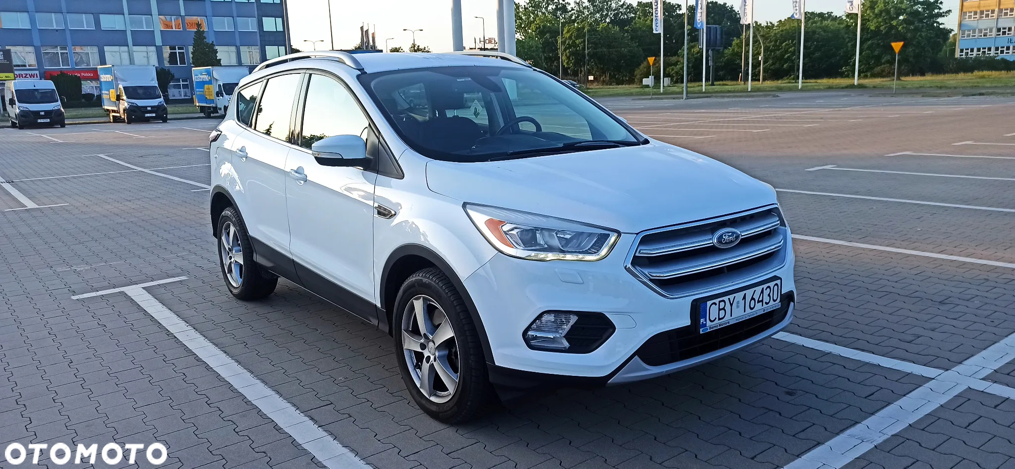 Ford Kuga 2.0 TDCi FWD Edition - 4