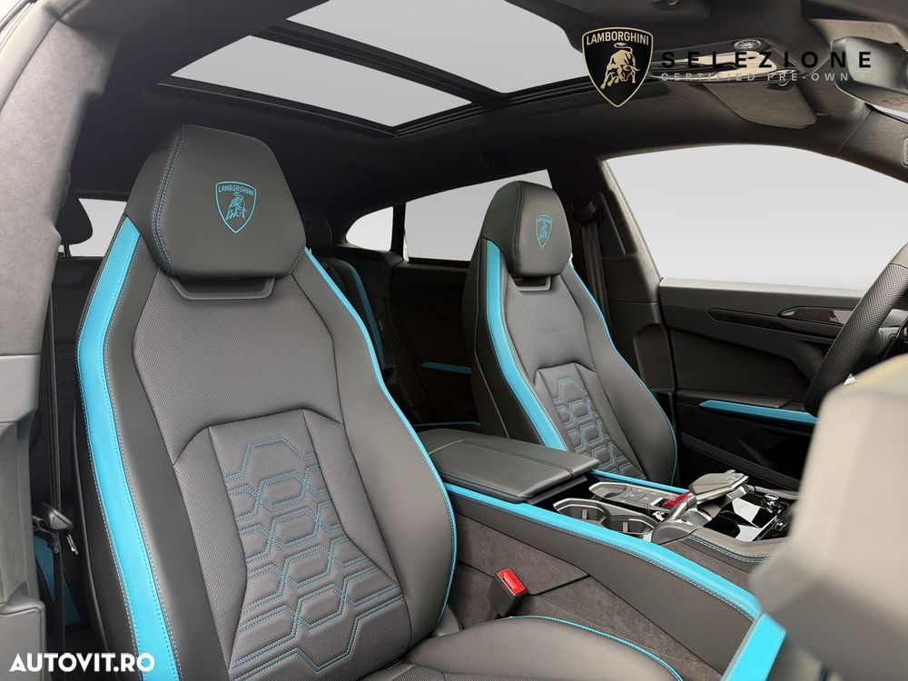 Lamborghini URUS - 14