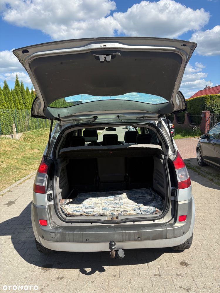 Renault Scenic 1.9 dCi Avantage - 9
