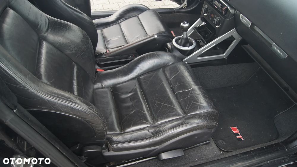 Audi TT Coupé - 24