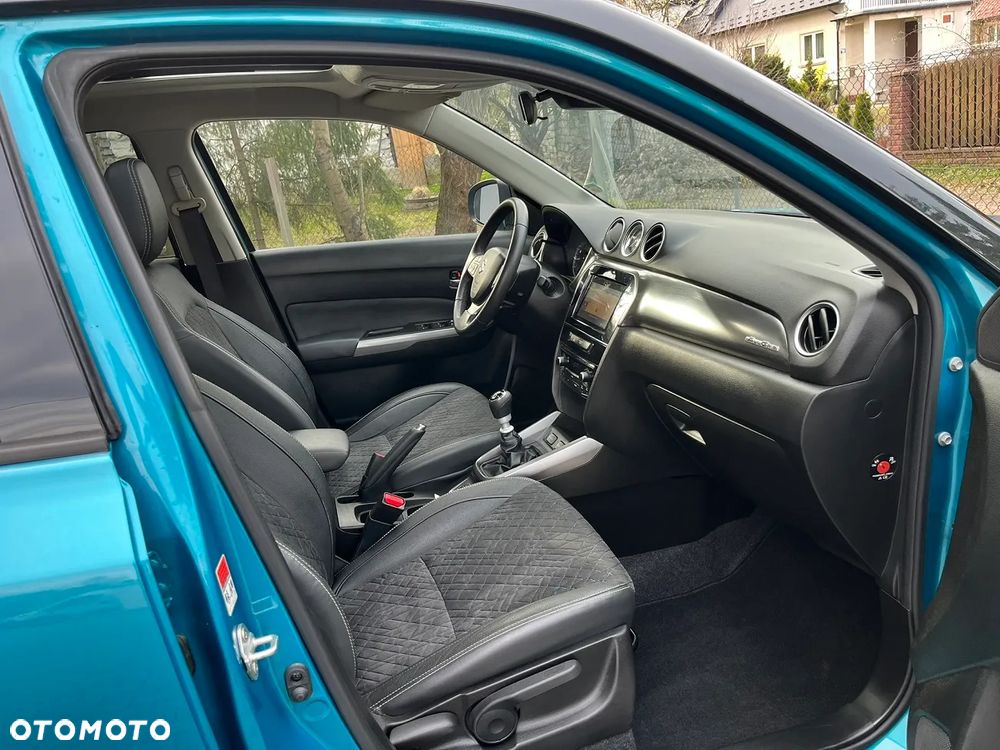 Suzuki Vitara 1.4 Boosterjet XLED Sun 4WD - 11