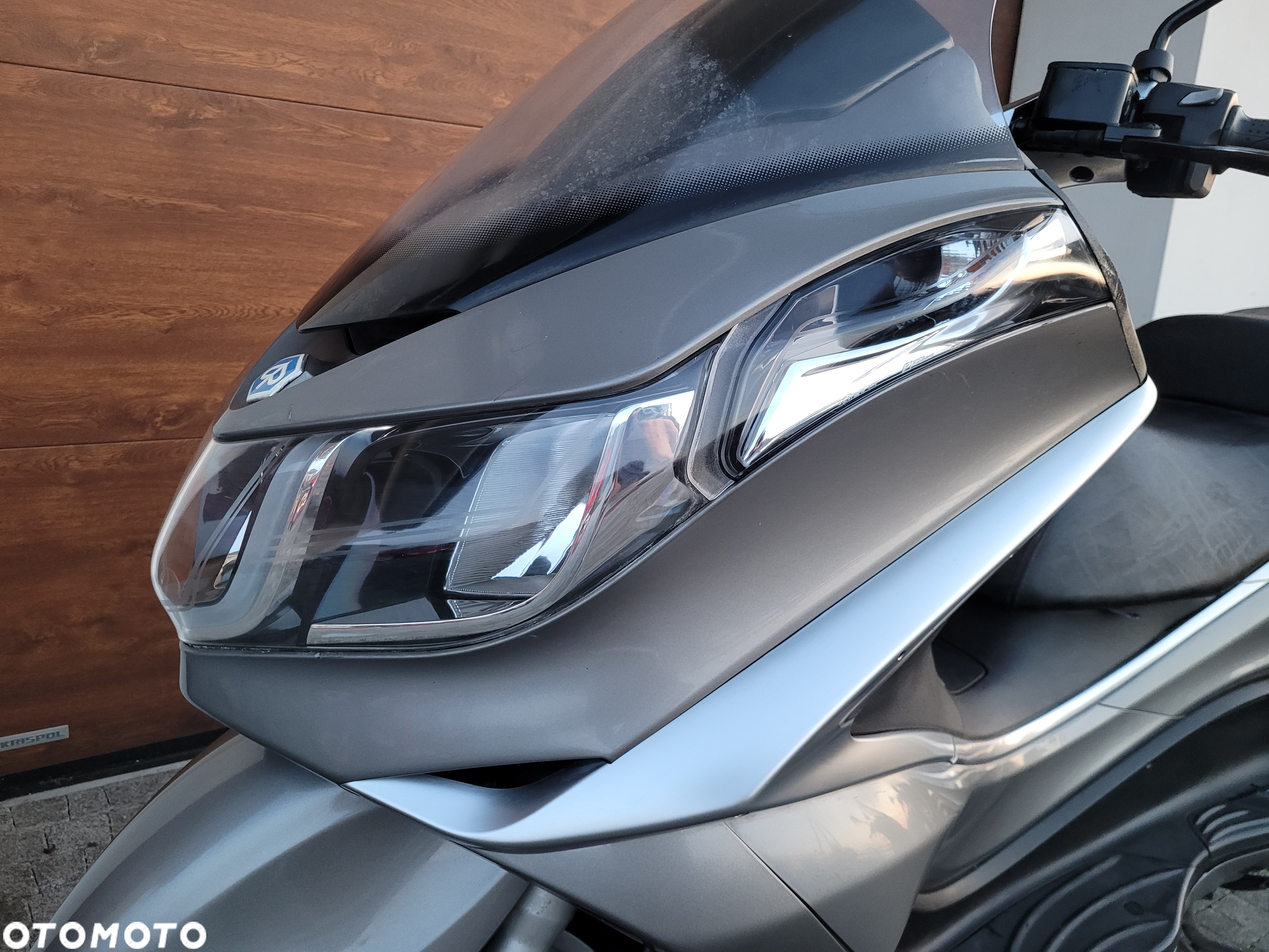 Piaggio X10 - 22