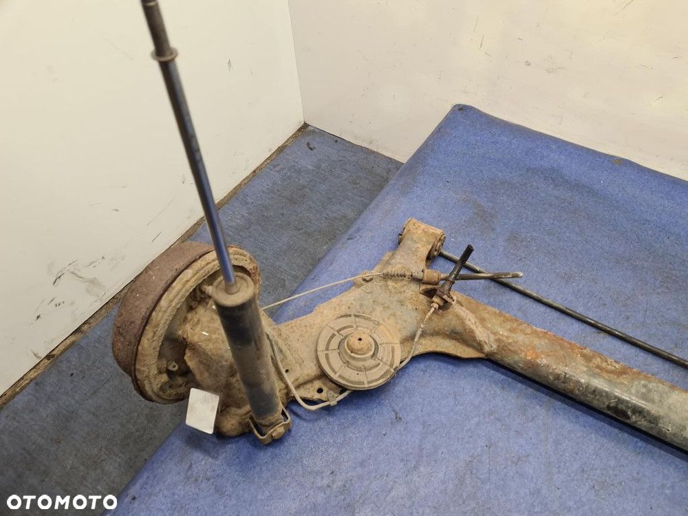 OPEL KADETT E LIFT BELKA ZAWIESZENIA TYŁ - 2