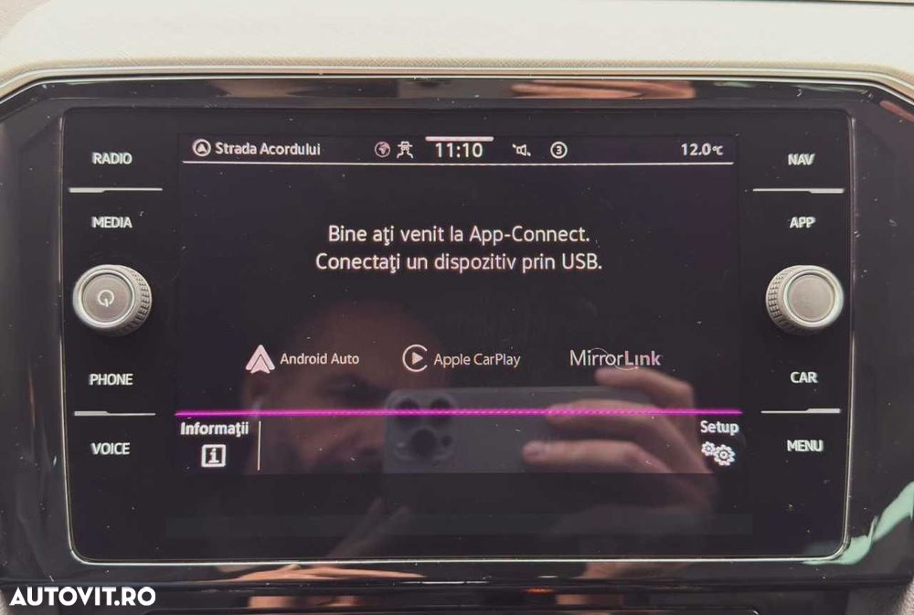 Volkswagen Passat - 33