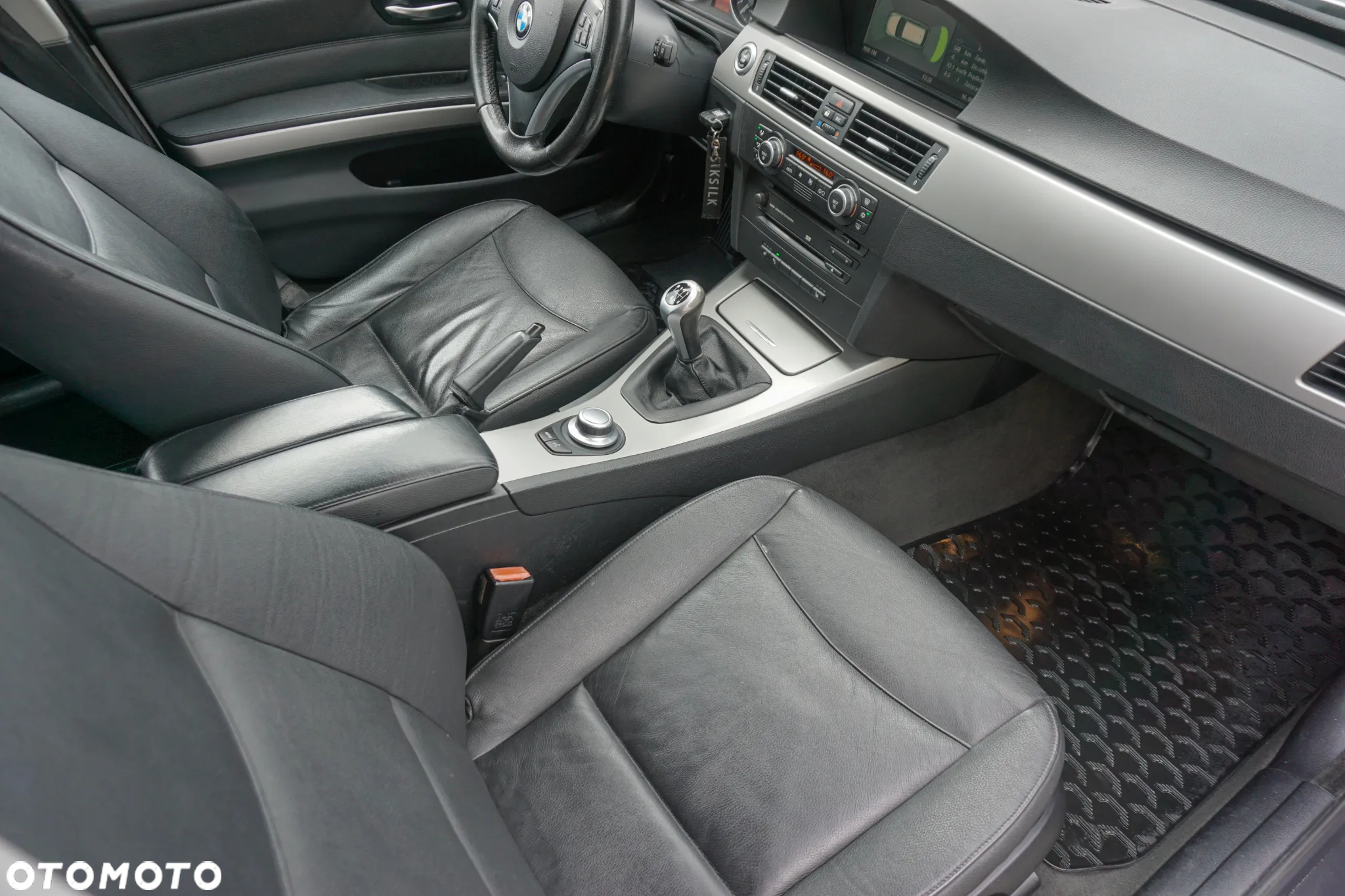 BMW Seria 3 325d - 18