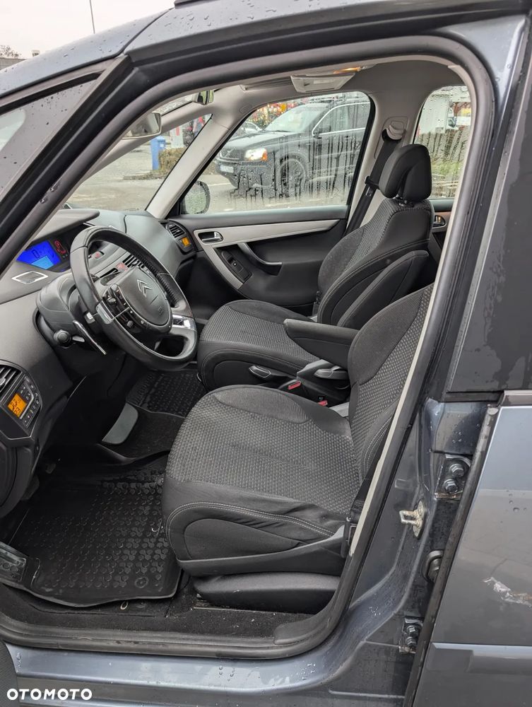 Citroën C4 Picasso 2.0 16V Exclusive - 10
