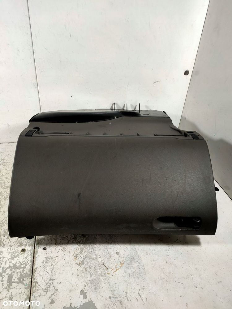 schowek pasażera audi a4 b6 szary swing