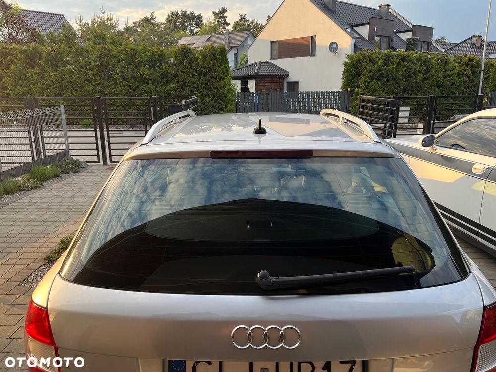 Audi A4 Avant - 32