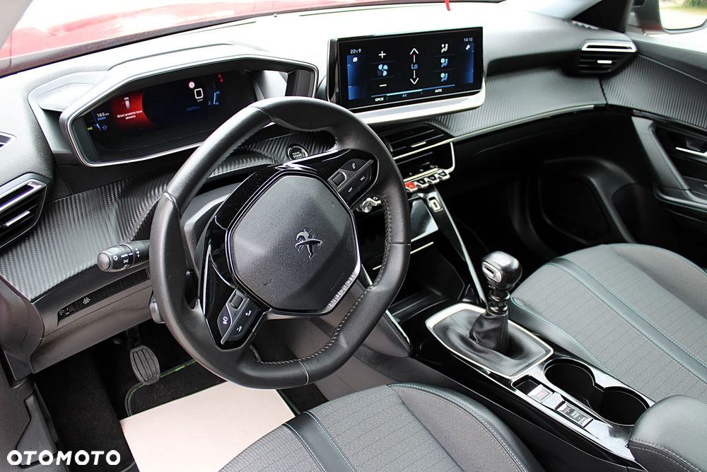 Peugeot 2008 - 15