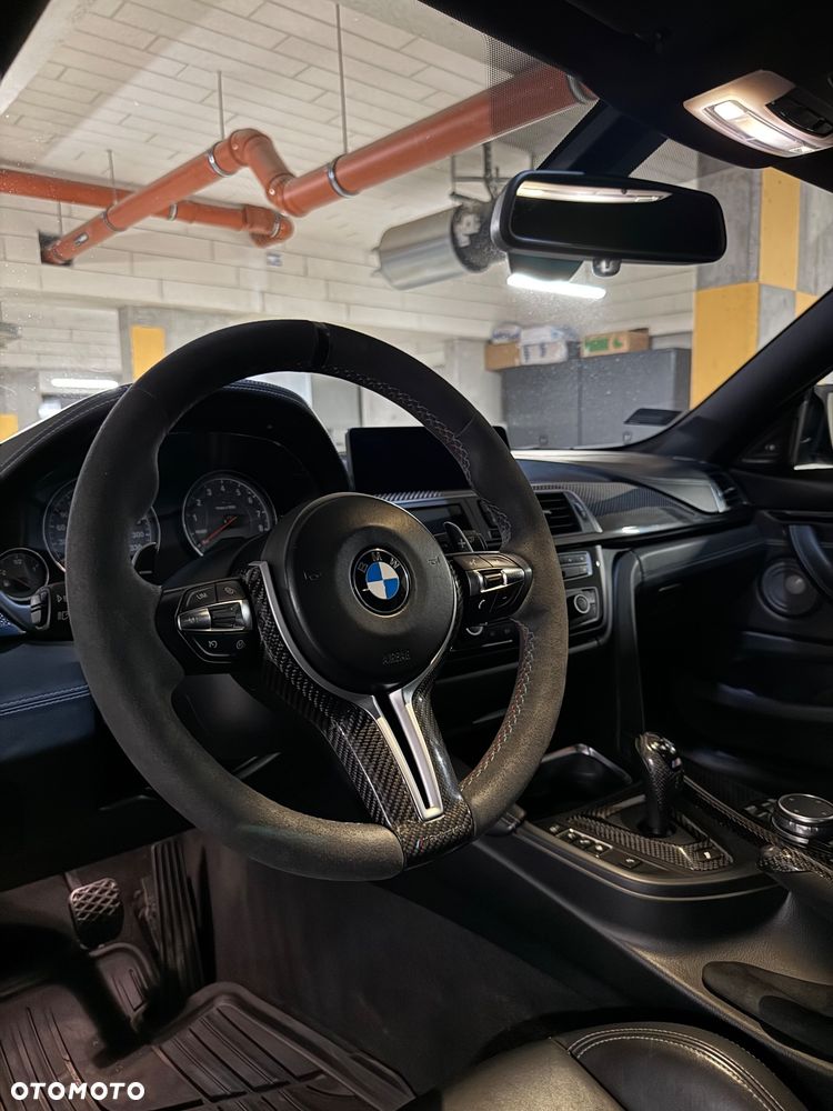BMW M4 DKG - 13