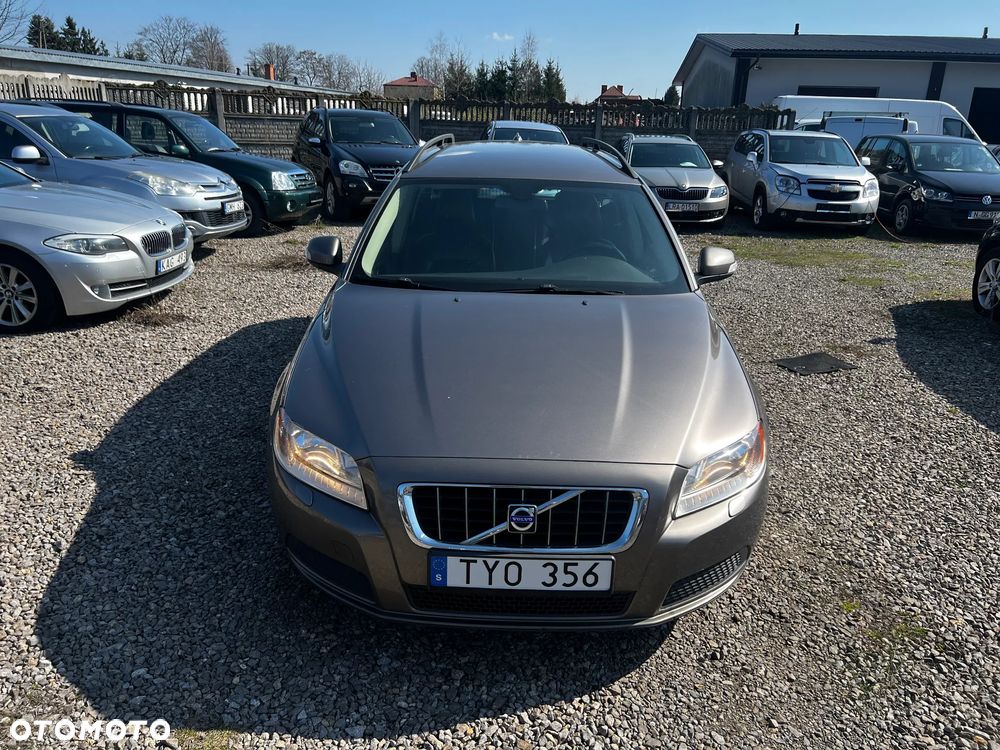 Volvo V70 2.0 Kinetic - 9