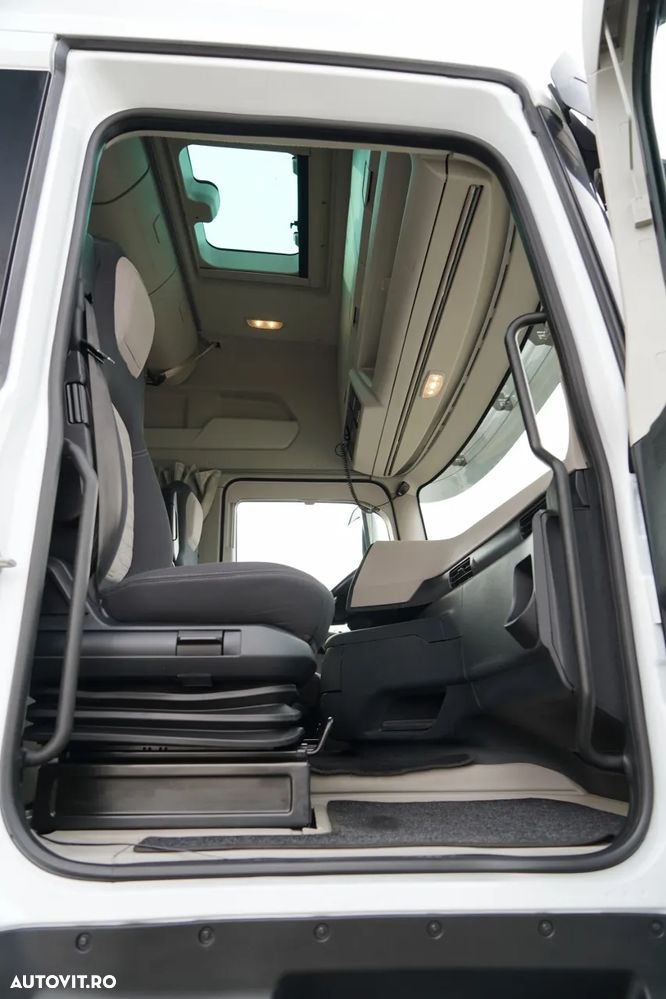 Ford F-MAX 500 / EURO 6 - 36