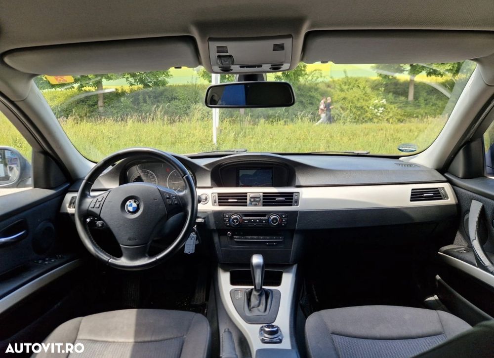 BMW Seria 3 320d - 9