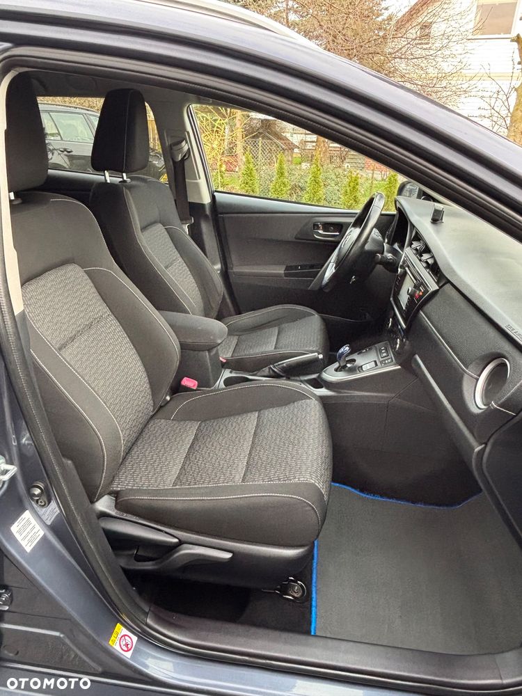 Toyota Auris 1.8 HSD Prestige NAVI - 7