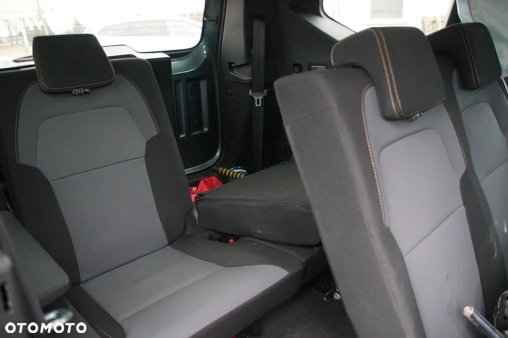 Auto na części - Dacia Jogger Lift 1.0 TCE 100 KM H4D480 TEDQK 2025R Silnik Skrzynia Drzwi Klapa Zderzak Błotnik Lampa Lusterko Klamka Szyba Deska Kokpit Sterownik Moduł Czujnik Licznik Wyświetlacz Panel Kierownica - 14