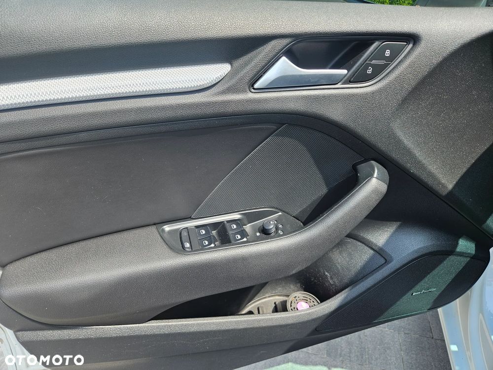 Audi A3 Sportback 1.4 TFSI CoD ultra Ambiente S tronic - 24