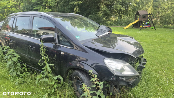 Opel Zafira 1.8 Cosmo