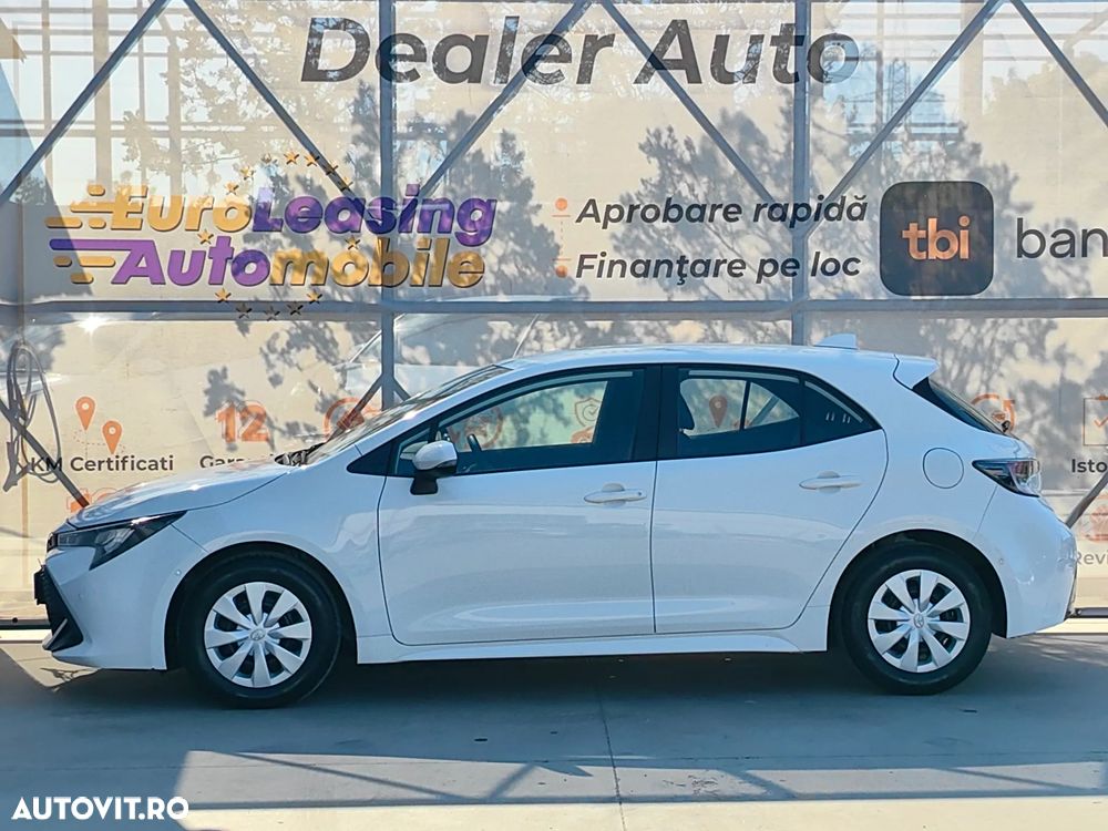 Toyota Corolla 1.8 HSD Business - 12