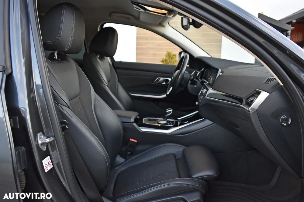 BMW Seria 3 330e Aut. Sport Line - 14