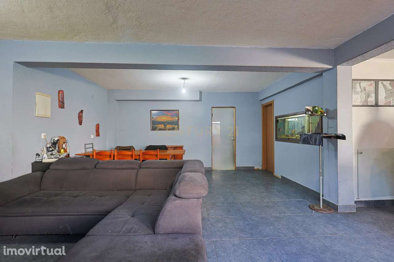 Moradia  T3 com Excelente Potencial! - Grande imagem: 3/30