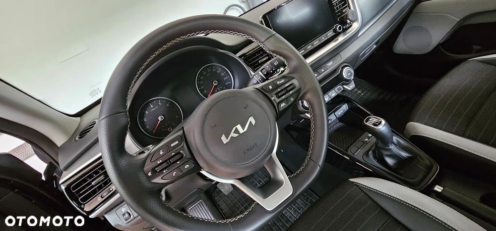 Kia Stonic 1.0 T-GDI MHEV L Business Line - 20