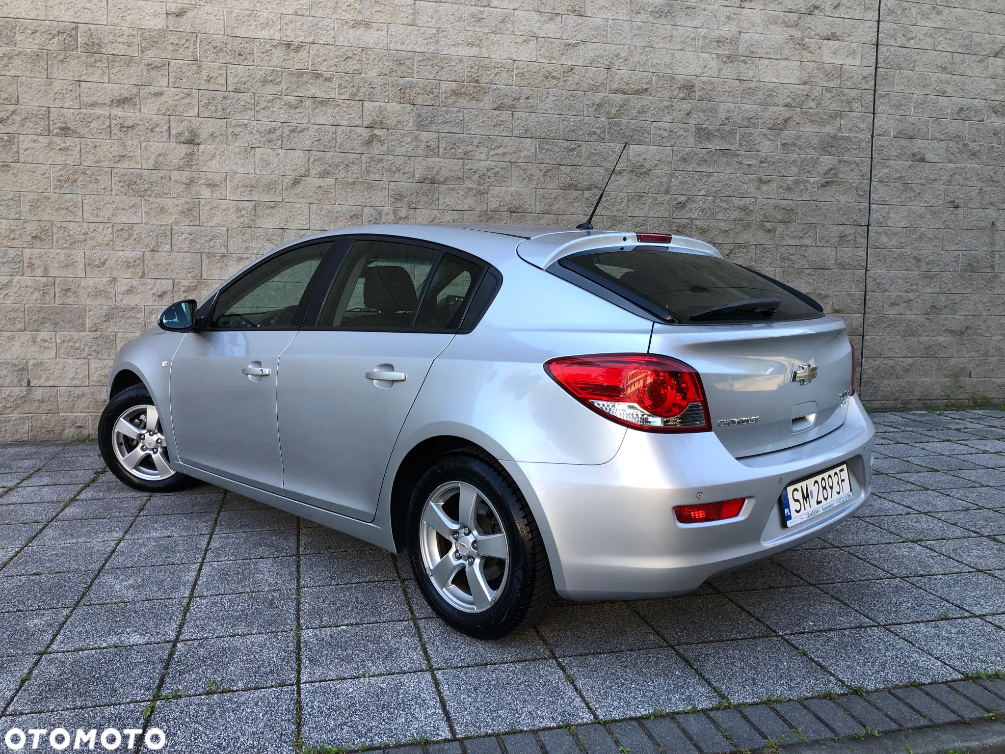 Chevrolet Cruze 1.6 LS - 7