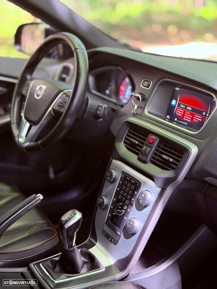 Volvo V40 D2 Ocean Race - 8