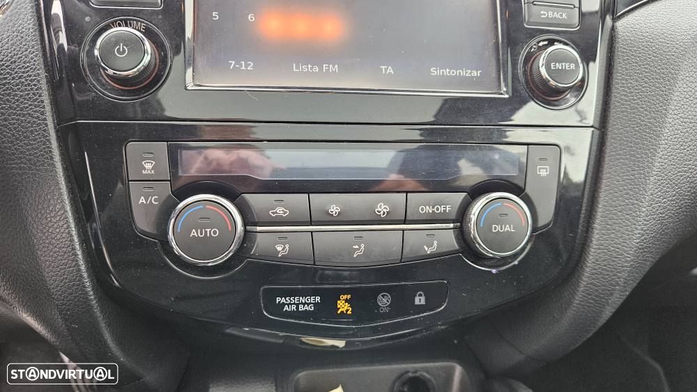 Nissan Qashqai 1.6 dCi TEKNA+ - 24