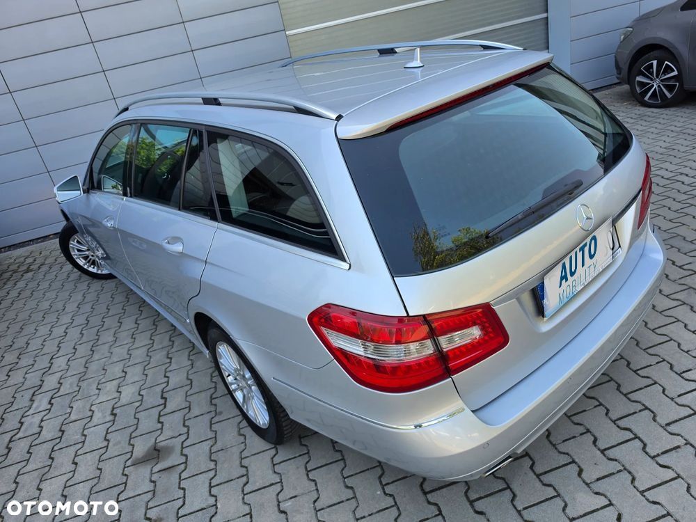 Mercedes-Benz Klasa E 200 CGI BlueEFFICIENCY Automatik Elegance - 17