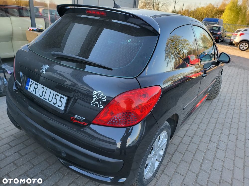 Peugeot 207 - 22