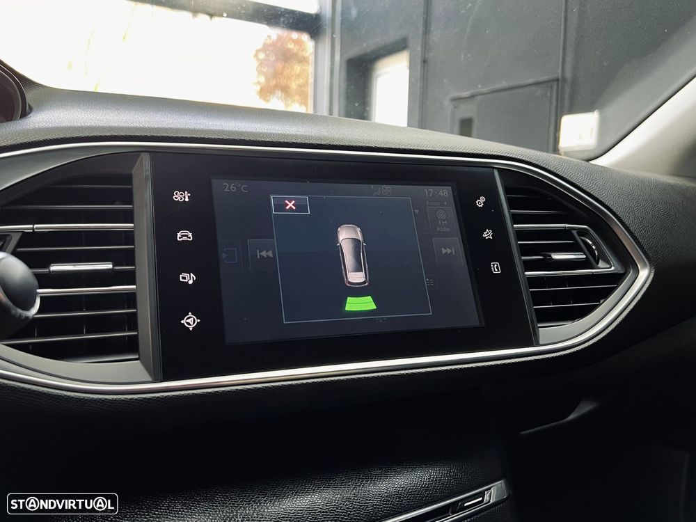 Peugeot 308 1.6 BlueHDi Style - 16