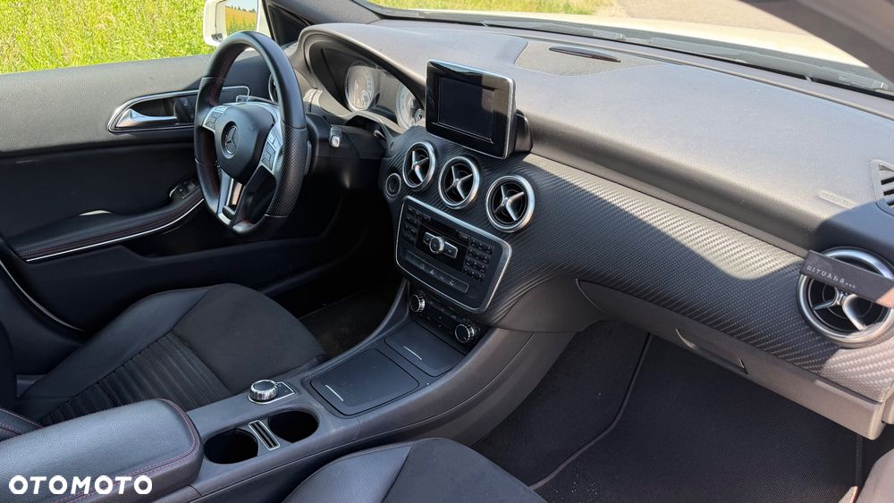 Mercedes-Benz Klasa A 180 (BlueEFFICIENCY) 7G-DCT - 15