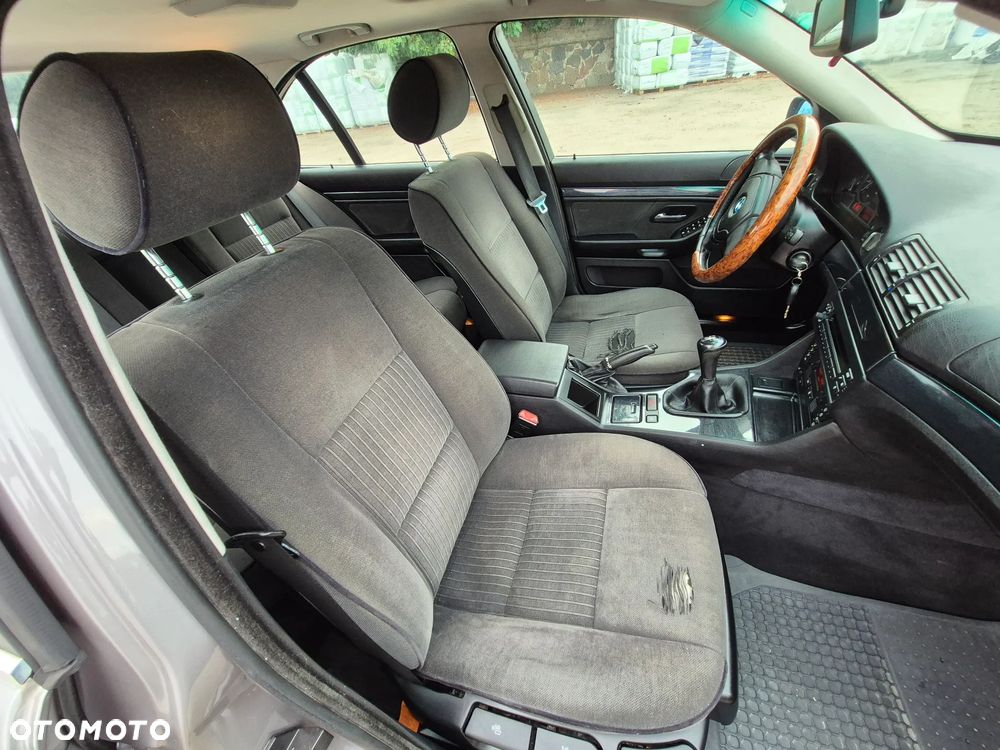 BMW Seria 5 - 15