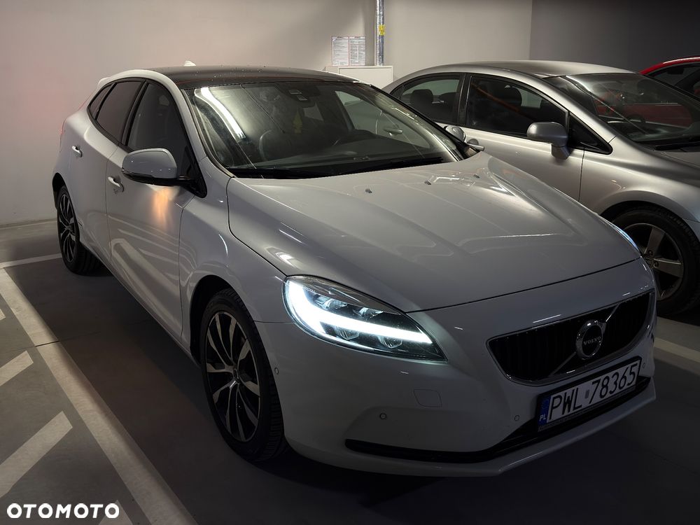 Volvo V40 T3 Geartronic RDesign - 13