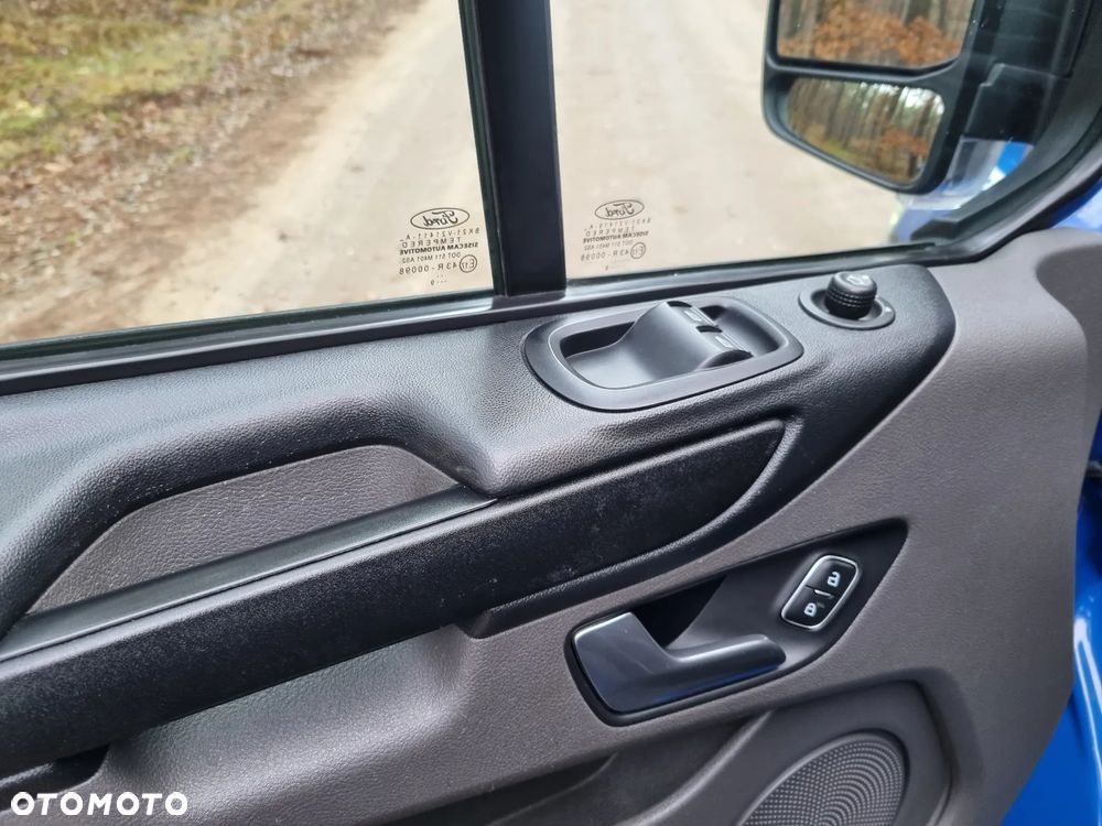 Ford Transit Custom - 12