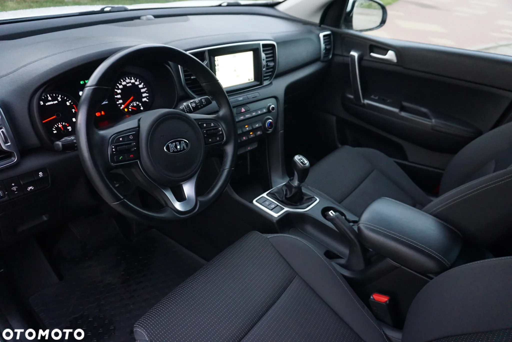 Kia Sportage 1.6 GDI 2WD Attract - 15