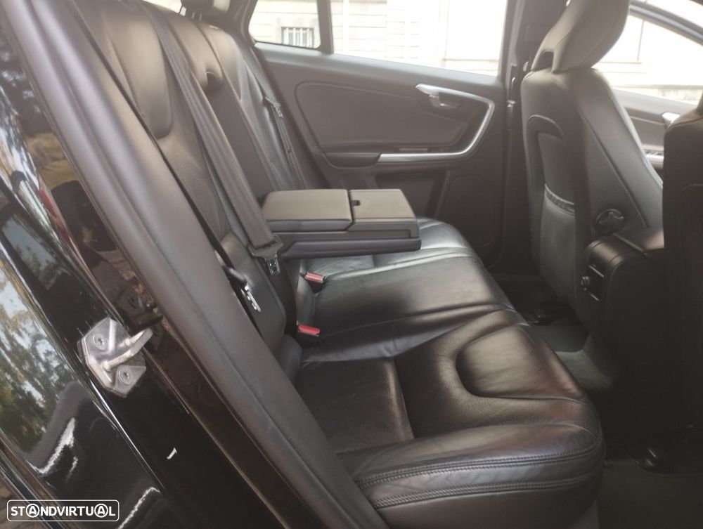 Volvo V60 - 22
