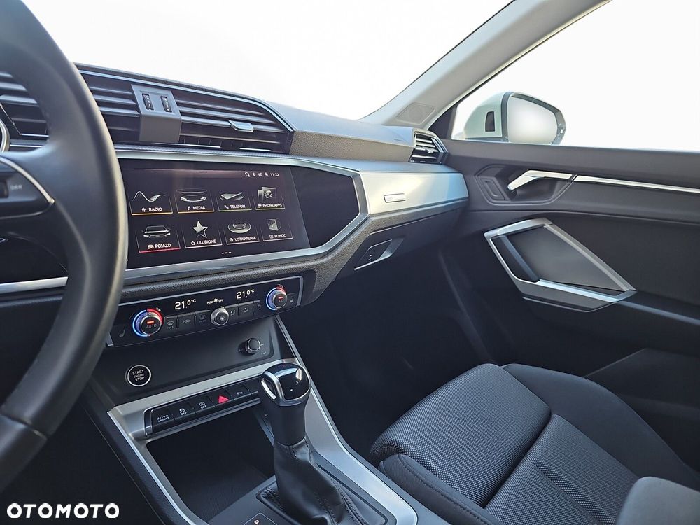 Audi Q3 Sportback - 15