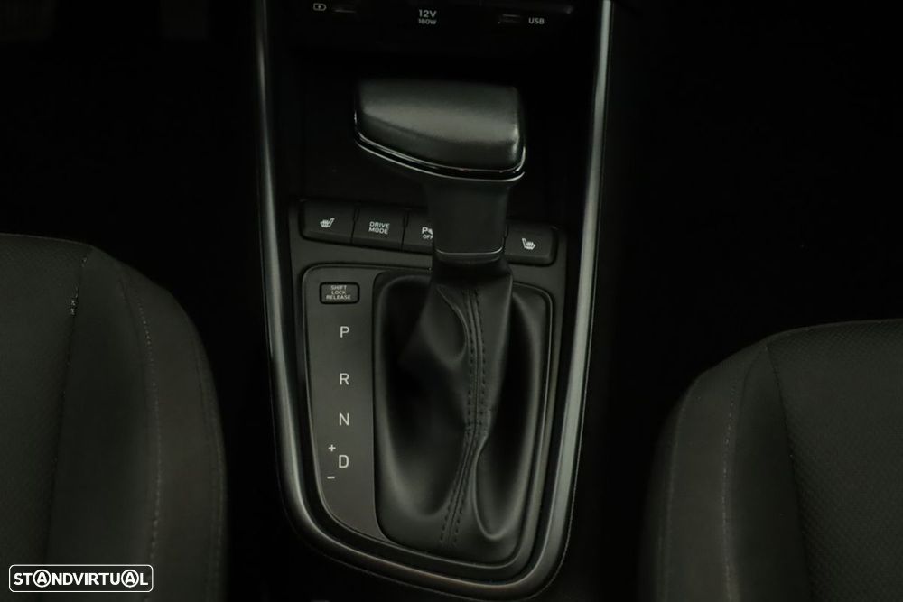 Hyundai Bayon - 13