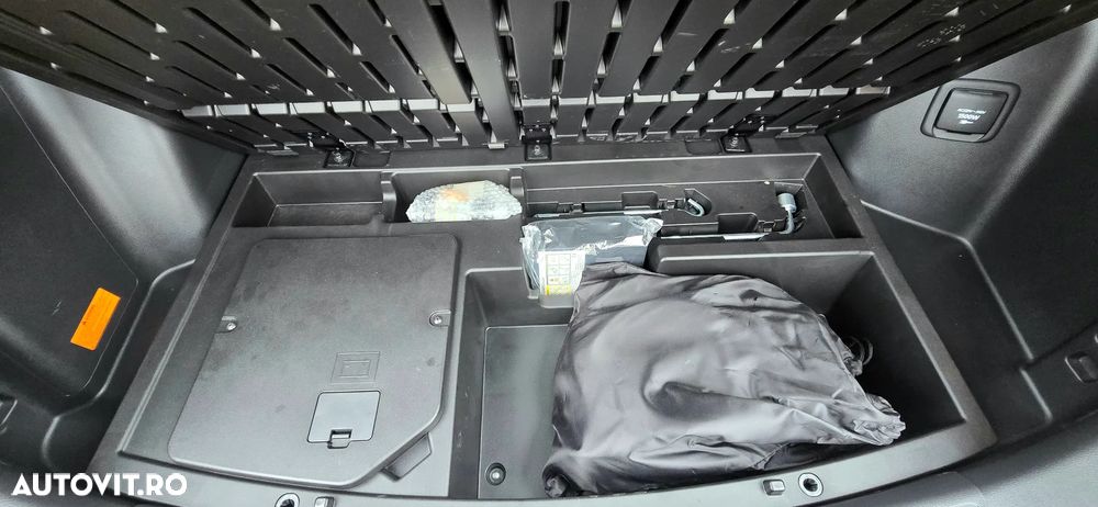 Mitsubishi Eclipse-Cross Plug-In Hybrid 4WD Plus Select - 38