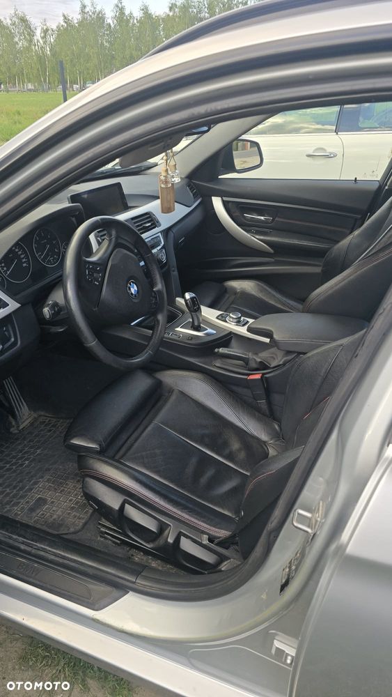 BMW Seria 3 318d - 12