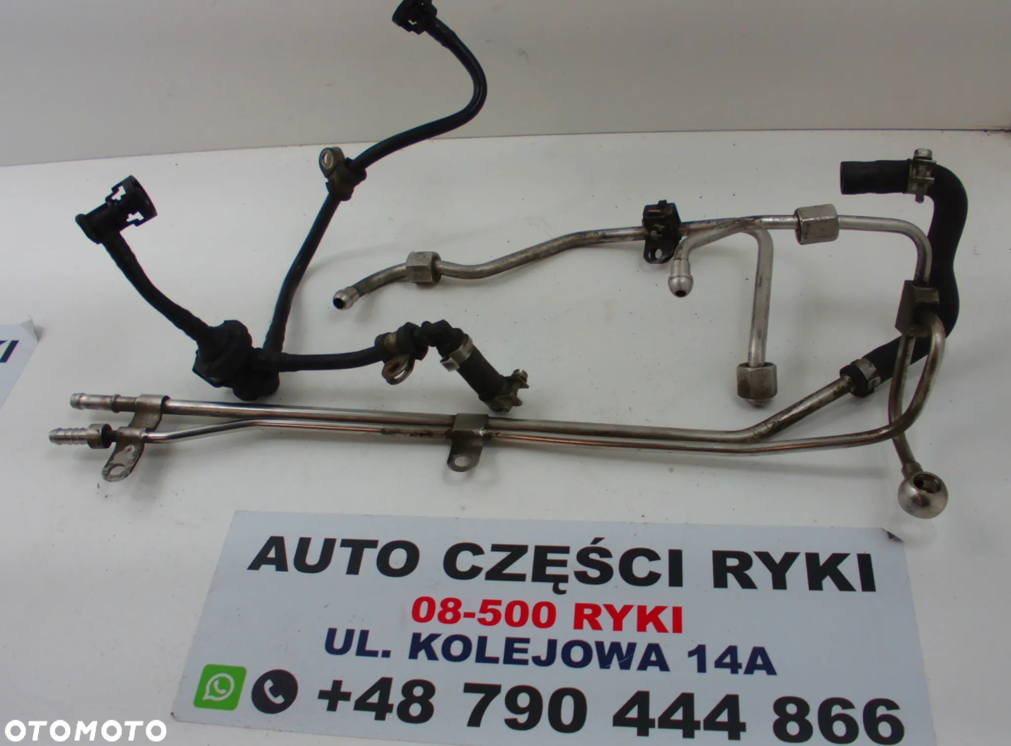 Audi A3 8P 2.0 TFSI Przewody paliwowe rurki - 1