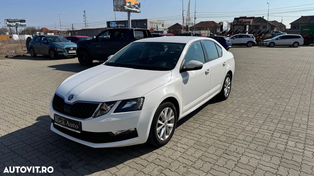 Skoda Octavia - 2