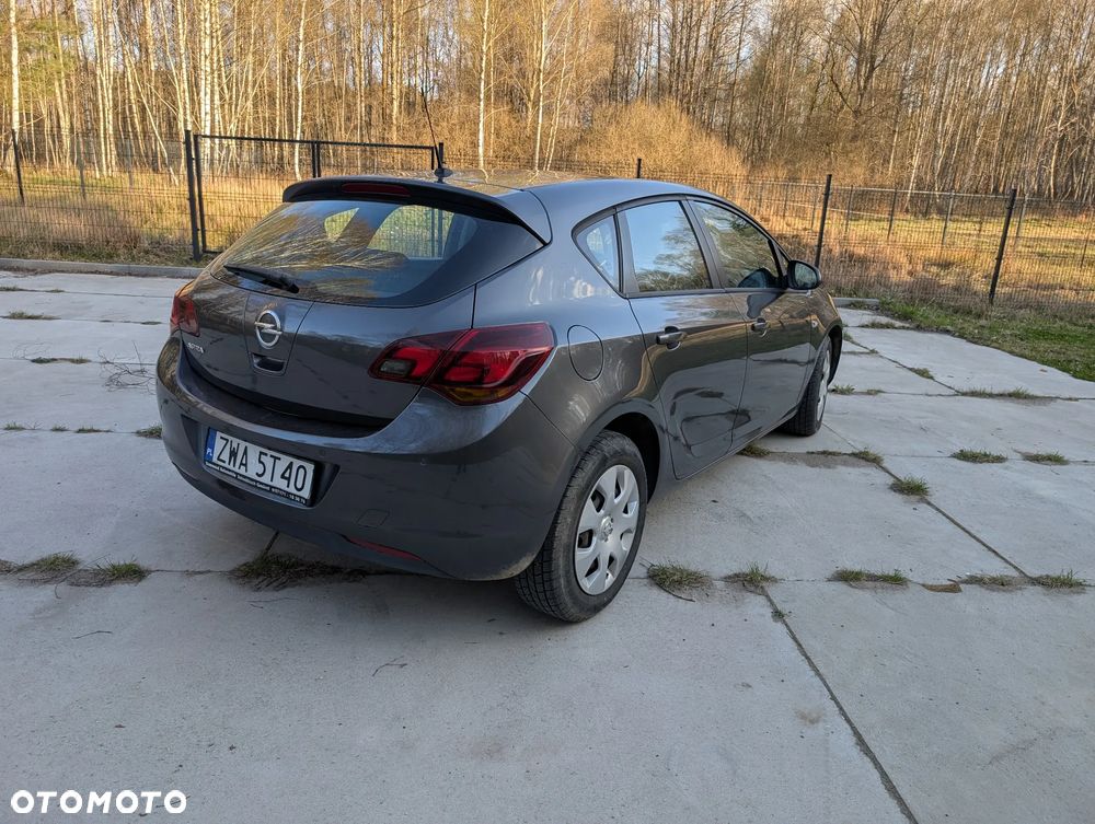 Opel Astra 1.6 Cosmo EasyTronic - 3