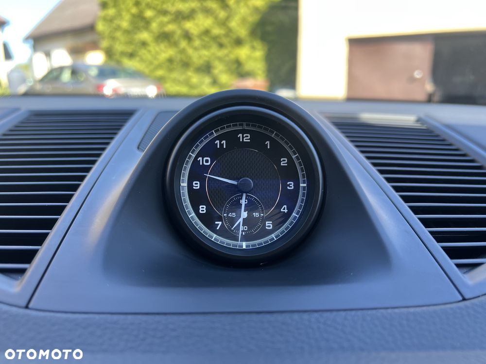 Porsche Macan Standard - 22